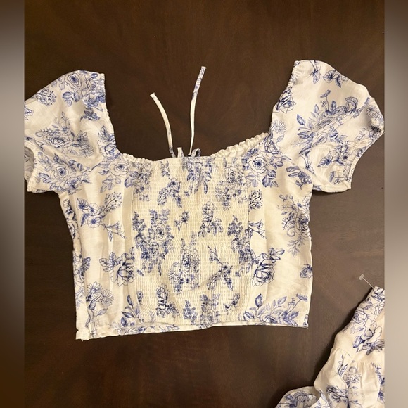 Love Tree 2 Piece Off Shoulder Balloon Skirt Floral Set - Picture 11 of 16